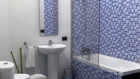 Ремонт ванной комнаты в синих тонах